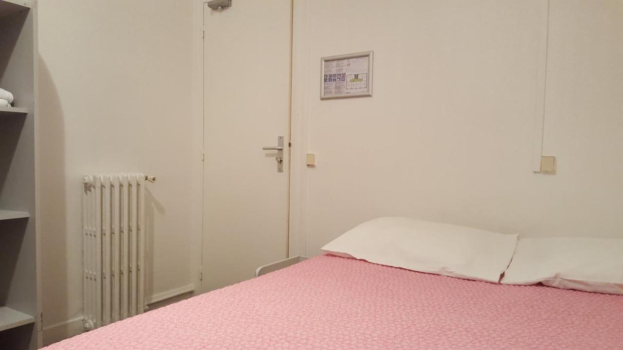 Hotel Feria กลีชี ภายนอก รูปภาพ